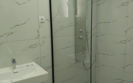 Moderne Stadtwohnungen zum Verkauf auf der Halbinsel Lustica, Montenegro
